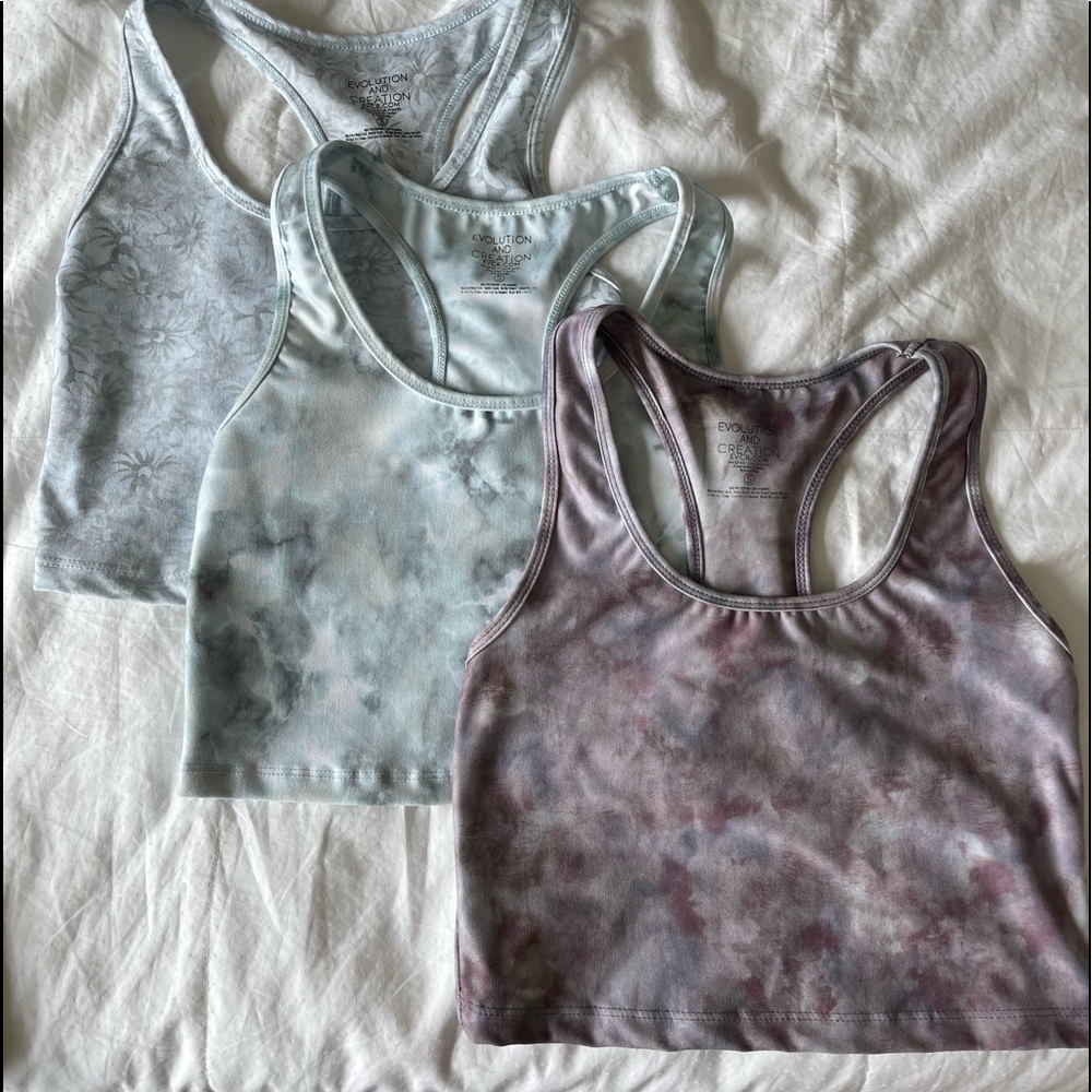 2 Pack Cropped Workout tanks - great condition - Evolution and Creation brand